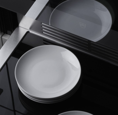 Подогреватель посуды V-ZUG V4000 31 WDEE6V1C черн.стекло